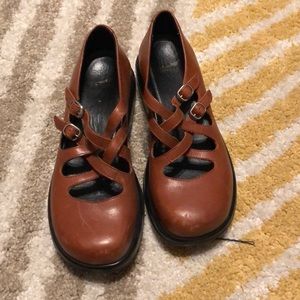 Dansko retro 90s grunge mary janes